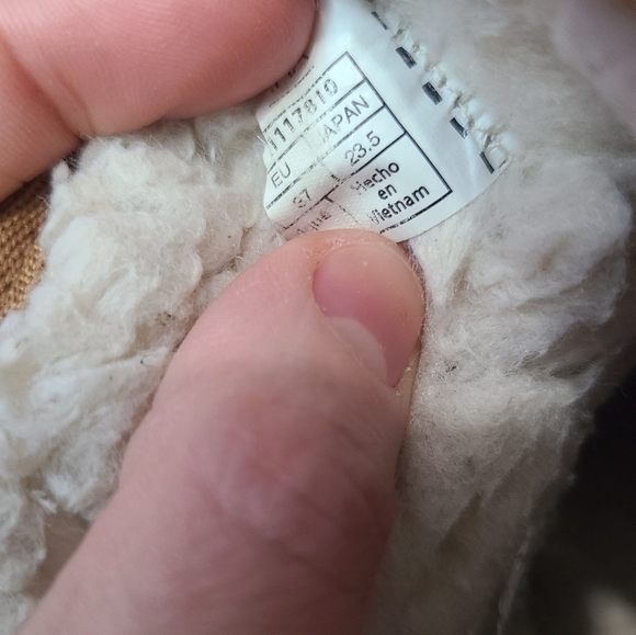 Ugg Koolaburra Tan Bow Ankle Booties sz 6.5 - Picture 14 of 15